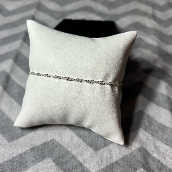 New! Silver Tone Dainty Bracelet Lobster Clasp & Extension - Picture 2 of 4